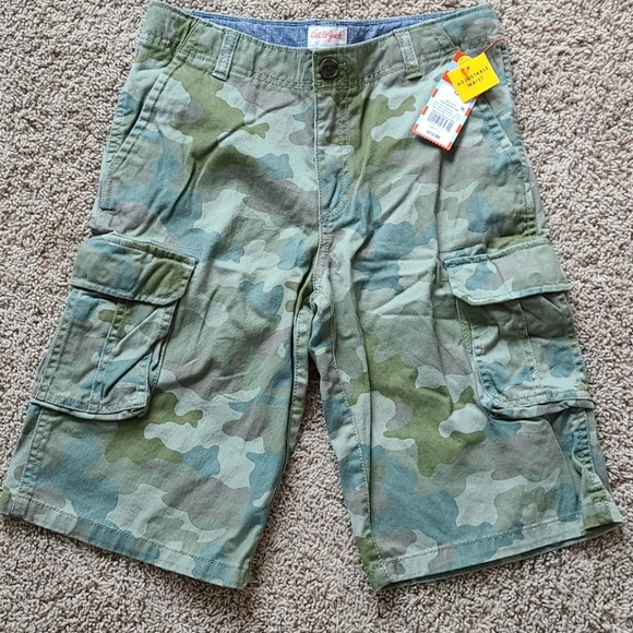 Cat & Jack Other - NWT-Boys Camouflage Cargo shorts